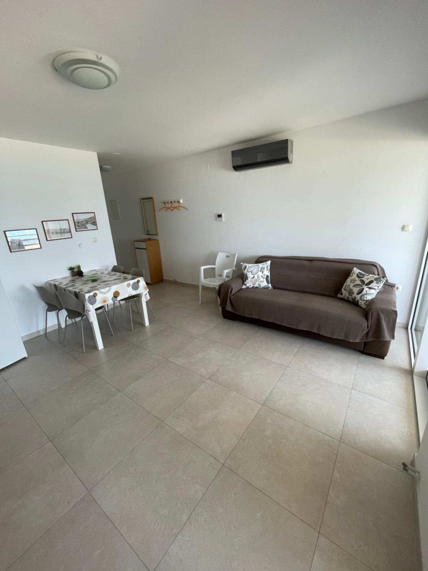 Apartment Nada Brodarica (Sibenik-Knin)